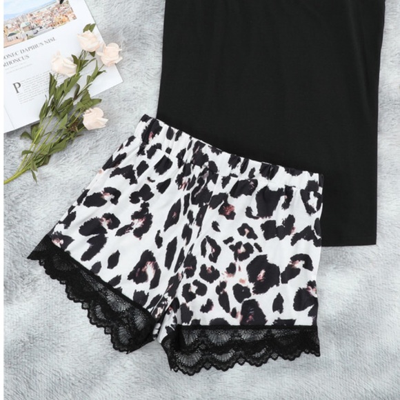 NWOT - 2 Piece - Leopard & Lace Lounge Set - Picture 3 of 8